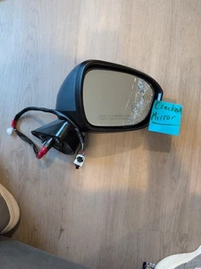 Genuine USED Mitsubishi Door Mirror Outlander Left Front 2023-24 CRACKED READ!! - Picture 1 of 6