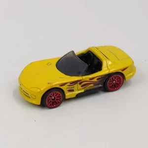 Hot Wheels Dodge Viper RT/10 Yellow Flames Red Wheels Diecast Car Mattel - Picture 1 of 8