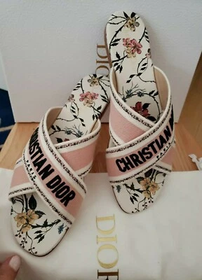 SANDALIA DIOR FLOR BLANCA Y ROSA TALLA 40EU=10US MULA PLANA Foto 1 de 4