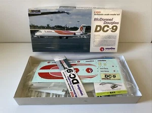 DOYUSHA 1/100 McDONNEL DOUGLAS DC-9 Scale Model Kit Hawaiian Airlines NIB - Picture 1 of 7