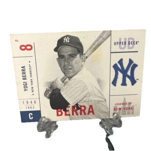 2001 Upper Deck Legends of New York - Yogi Berra #124 - Picture 1 of 2