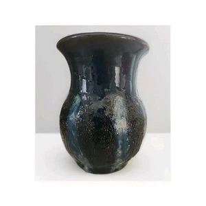 Studio Art Pottery Handmade Textured Blue Drip Glaze Ceramic Vase Signed K D - Picture 1 of 6