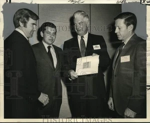 1973 Foto stampa Bob Wallfillich e partecipanti alla spesa vista computer checkout - Foto 1 di 2