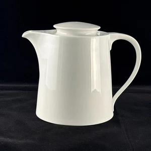 Lisboa White by Block Spal Teapot 6.25" tall made in Portugal approx 48 oz - Picture 1 of 12
