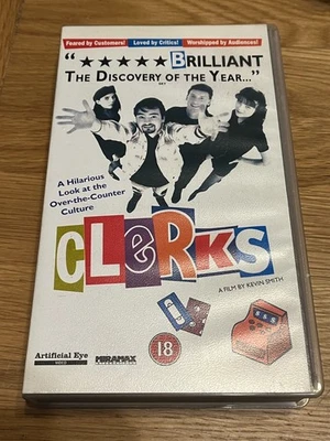 Video Tape Cassette UK Clerks Artificial Eye 1993 VGC+ TESTED - Immagine 1 di 4