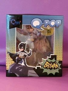 NEW LOOT CRATE EXCLUSIVE Q POP BATMAN CLASSIC TV SERIES 2015 QMX COLLECTIBLE - Picture 1 of 3