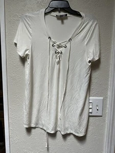 Lulus Tee Shirt Lace Up V-Neck Women's SZ L Relaxed Fit S/S NWT Ivory Cream - Picture 1 of 7
