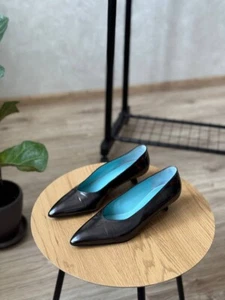 Vintage Thierry Rabotin Black Leather Kitten Heels Women's Size 38 Made In Italy - Picture 1 of 7