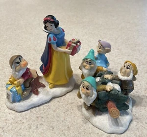 Disney Store Schneewittchen und sieben Zwerge Weihnachtsfiguren - Bild 1 von 11