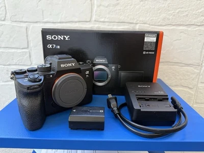 Sony A7S III ILCE-7SM3 Body – Damaged Sensor (Pink Lines/Grid) - See Description - Image 1 of 4