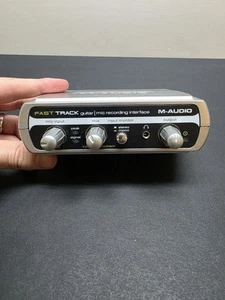 M-Audio Fast Track Guitar Instrument Mic Recording USB Digital Audio Interface - Picture 1 of 8