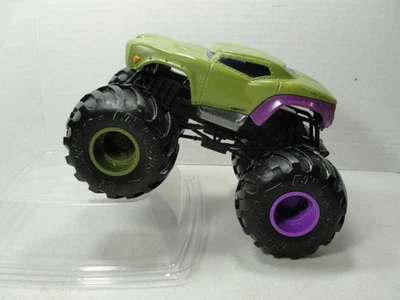 Hot Wheels Monster Jam Trucks El Increíble Hulk Marvel Escala 1/24 Diecast Foto 1 de 4