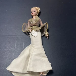 2002 Capucine Barbie Doll BFMC Silkstone Gold Label Mattel - Picture 1 of 18