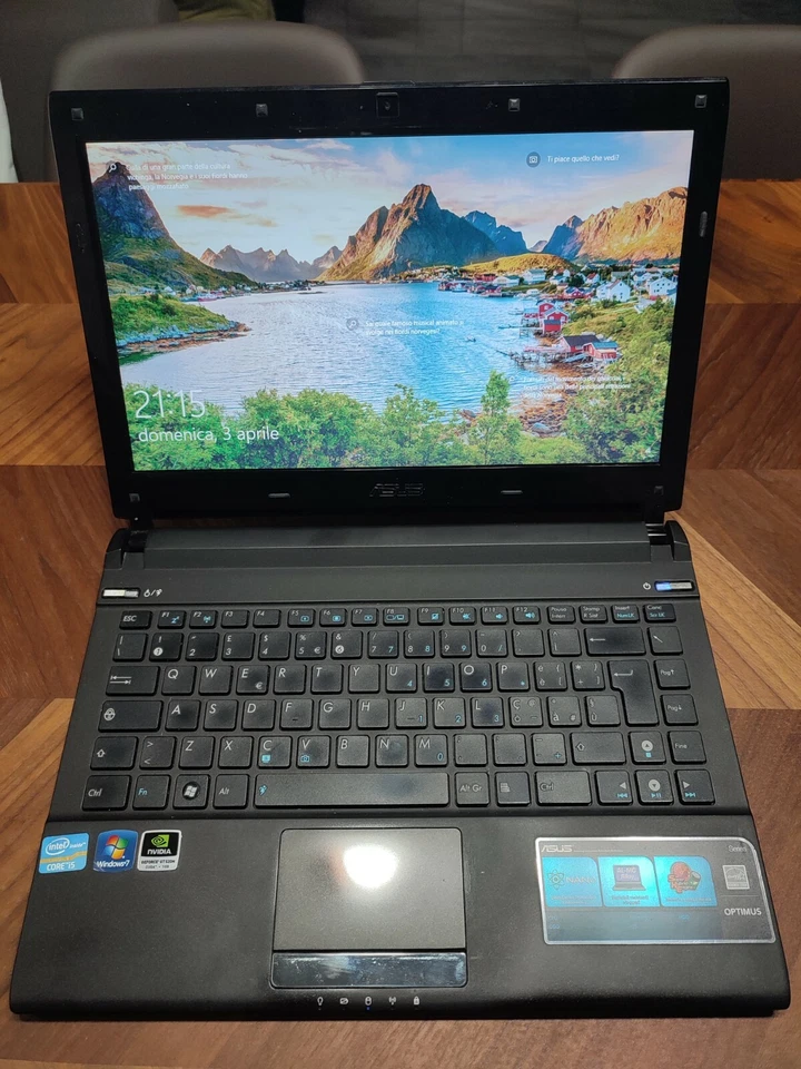 Asus U36S Core i5-2410M 4GB RAM 500GB HD PORTATILE NOTEBOOK - Immagine 1 di 4