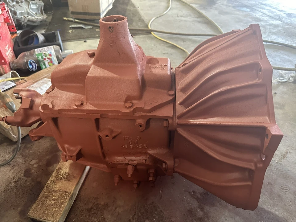 Sm465 Transmission 4x2 - Image 1 of 4