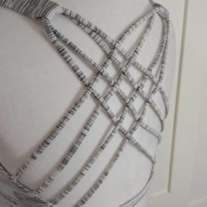 Lululemon Free to Be Wild Sports Bra Size 12 NWT Gray White Padded Rare - Picture 1 of 5