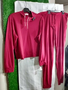 Womens Clothes - Picture 1 of 1