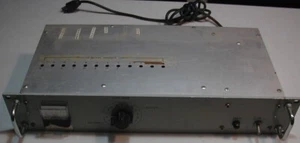 Fluke 203 Frequency Standard Distribution Amplifier, Perfect for Home Lab READ - Picture 1 of 3