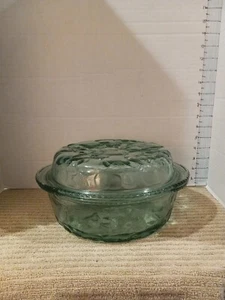 Libbey ORCHARD FRUIT Green Glass 3 Quart Casserole Baking Dish Pie Plate Lid - Picture 1 of 7