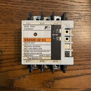 Fuji SS202E-3Z-D3 AC240V 50/60Hz AC1=Ith=Max.20A F06265094 Solid State Contactor - Picture 1 of 1