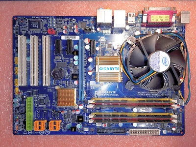 Gigabyte GA-P35-DS3L + Core2 E6550 + 4GB Placa base motherboard - Bild 1 von 4