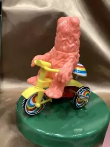 M1 Hedra Tricycle Pink Unpainted Achromatic Soft Vinyl Figure Godzilla - Picture 1 of 3
