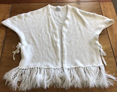 Suéter Chaqueta Poncho Mantón Laterales Vintage Años 70 Blanco Crema Hecho en EE. UU. OSFM Foto 1 de 4