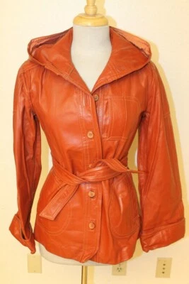 WOMENS SEARS LEATHER CHERRY RED BELTED HOODED JACKET SZ 9 - Image 1 of 4