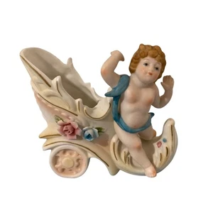 Antike Porzellan Baby Schuh Streitwagen Wagen Figur Cherub - Bild 1 von 9
