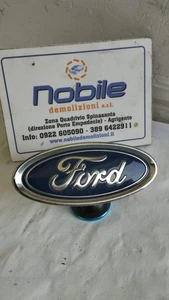 FREGIO SCRITTA STEMMA EMBLEMA LOGO PARAURTI ANTERIORE FORD FIESTA VI 6 10/15 - Imagen 1 de 8