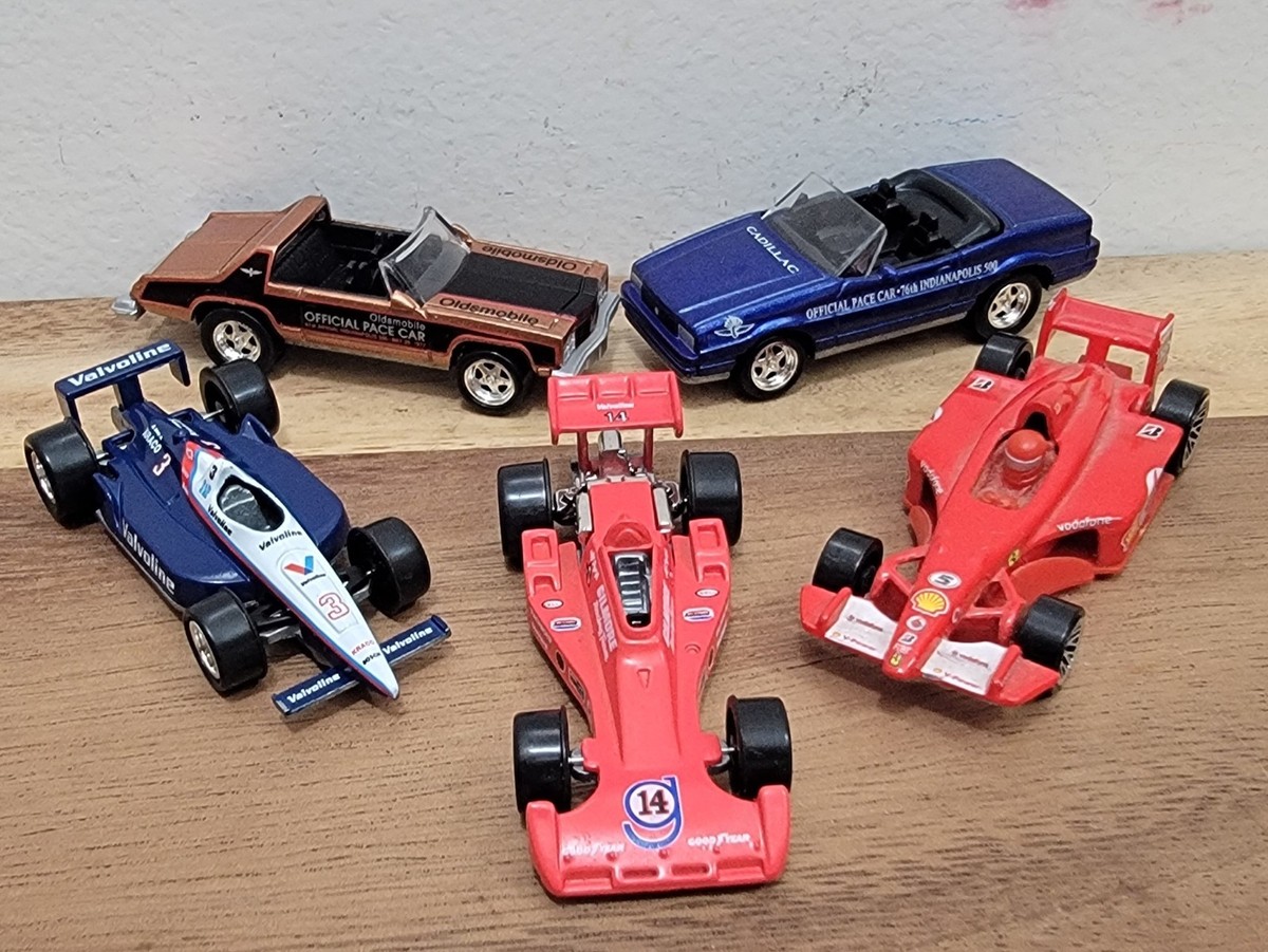 【ミニチャンプス】1/64 インディカー F1 4台セット ミニチャンプス】1/64 インディカー F1 4台セット - メルカリ