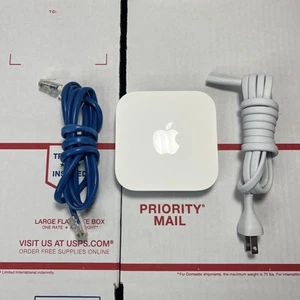 Apple AirPort Express A1392 802.11n 2nd Gen Wireless Router -SAME DAY - WARRANTY - Picture 1 of 5