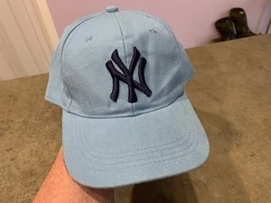 Vtg NY Yankees Cap Wool/Acrylic Sz 6 7/8 Baby Blue Made By Bee Korea - Picture 1 of 5