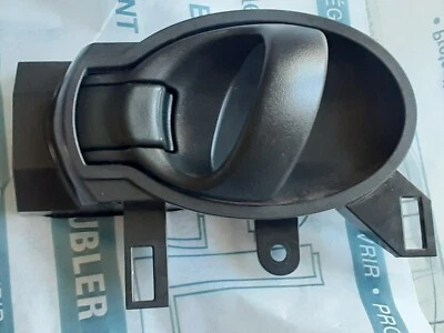 2012-2018 NISSAN VERSA NOTE REAR LEFT DRIVER SIDE INTERIOR DOOR HANDLE OEM* - Image 1 of 4
