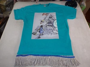 Exklusives tropisch blaues Shirt mit silbernen Fransen - Bild 1 von 6