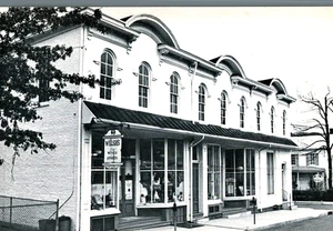 VIntage Postcard-Welsh's Wonderful World of Wines, Lambertville, NJ - Picture 1 of 2