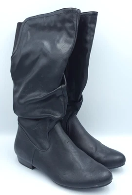 Botas Easy Spirit pretas desleixadas panturrilha média tamanho 6.5M couro sintético zíper liso usadas - Imagem 1 de 4