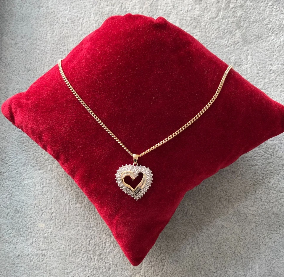 585/- 14KT Gelbgold Kette mit Anhänger Herz Diamanten, 60 cm lang, guter Zustand - Bild 1 von 2