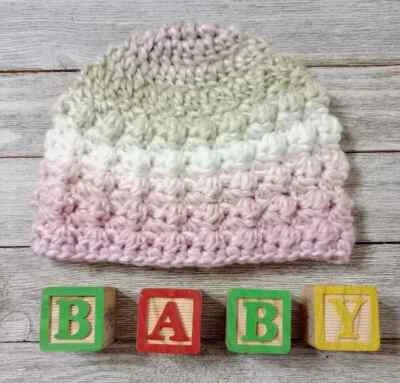 ganchillo hecho a mano bebé recién nacido niña sombrero 0/3 meses rosa caramelo puff nuevo Foto 1 de 2