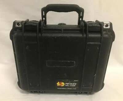 Pelican 1400-000-110 Camera Gun Hard Case with Foam - Black - Image 1 of 4