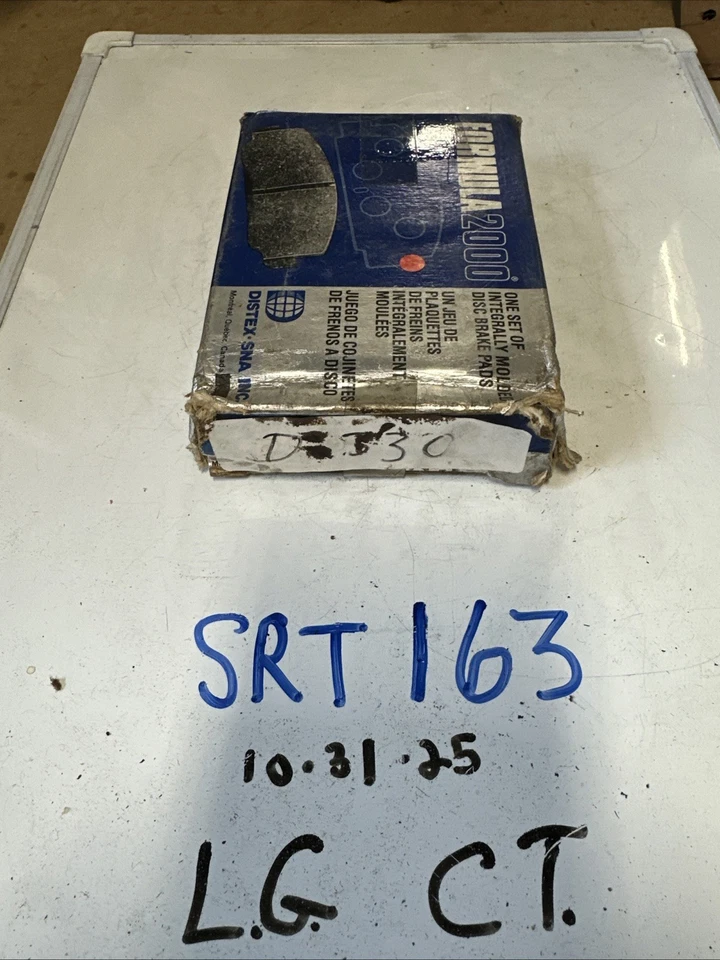 Formula 2000 Integrally Molded Carbon Fiber Ceramic Brake Pads D330 Vintage NOS - Image 1 of 4