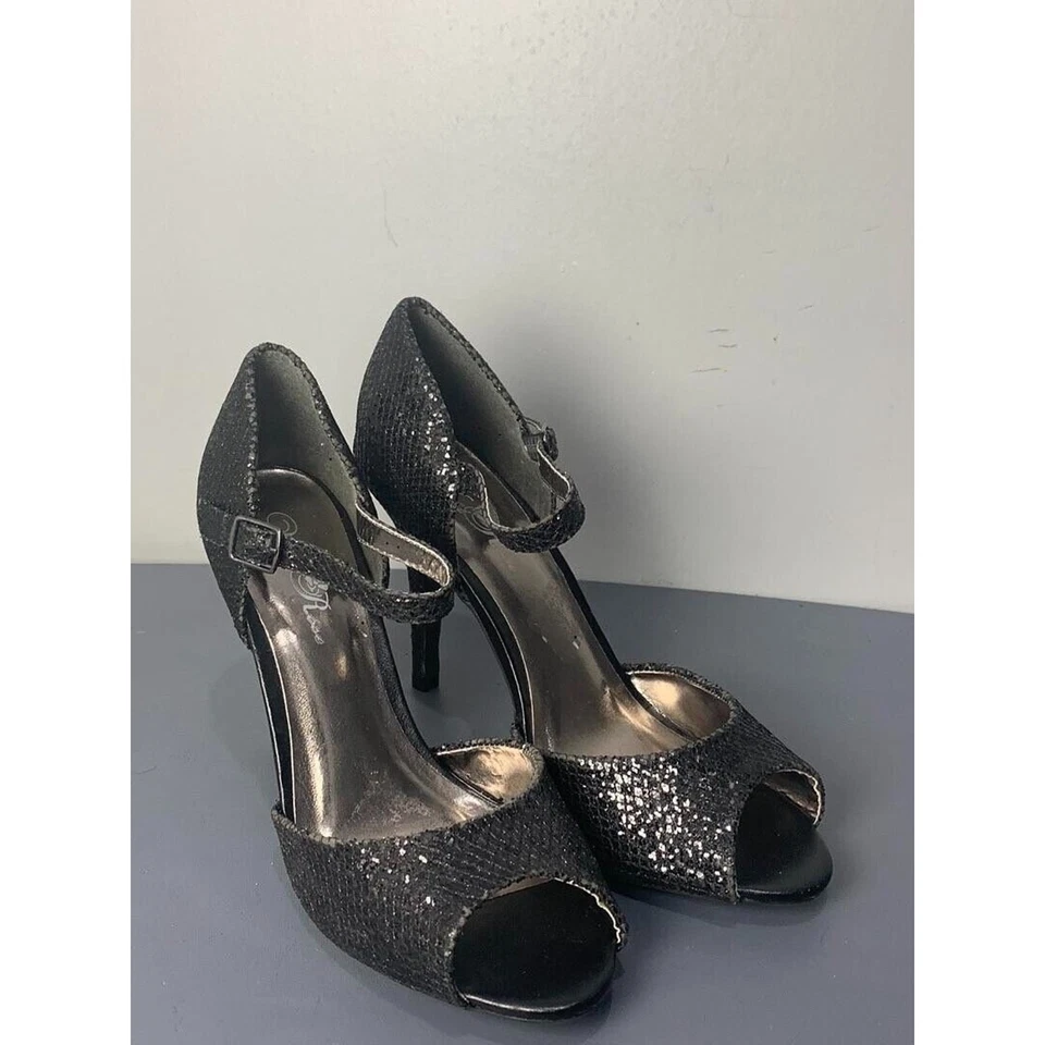 Tacones Wild Rose para mujer negros brillantes punta abierta correa al tobillo talla 7,5 Foto 1 de 4