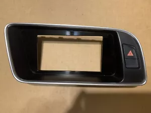 Audi Q5 Dash Navigation Display Trim Bezel Black OEM 8R1857186P BT0184 - Foto 1 di 6