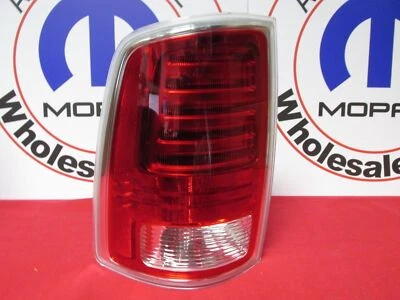 Luz trasera LED cromada para conductor izquierdo Dodge Ram NUEVO OEM MOPAR0 Foto 1 de 4