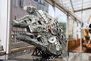 Présentoir pour Lego Millennium Falcon 75192 - Photo 1/13