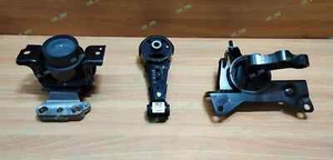 Genuine Engine Mounting Set For Suzuki XL7 Automatic Transmission 2019-2022 - Foto 1 di 4