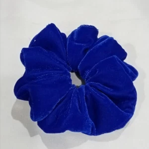 Women Hair Band Velvet Scrunchies Hair Ties Ring Rope Ponytail Holder Scrunchy - Picture 1 of 15