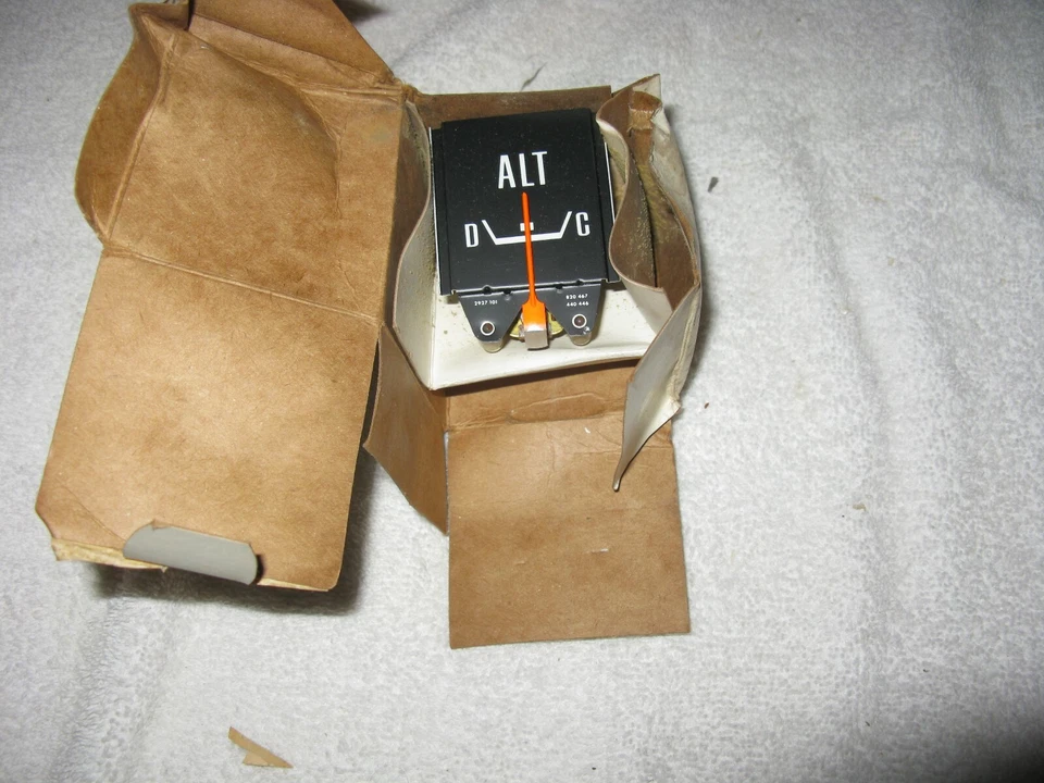 Датчик усилителя NOS Mopar 1969 Dodge Polara Monaco - Изображение 1 из 1