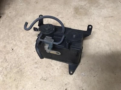 Toyota 4Runner Tacoma 1996-2000 bote de evaporación de carbón de vapor combustible 77740-35392 Foto 1 de 3