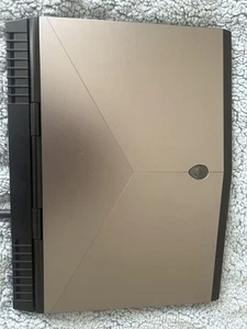 Dell Alienware 15 R4 Gaming Laptop/Core i5-8300h/8GB/SSD128GB/HDD1TB/GTX1060 - Picture 1 of 4